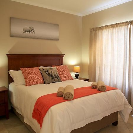 African Eagle Apartments Witfield Extérieur photo