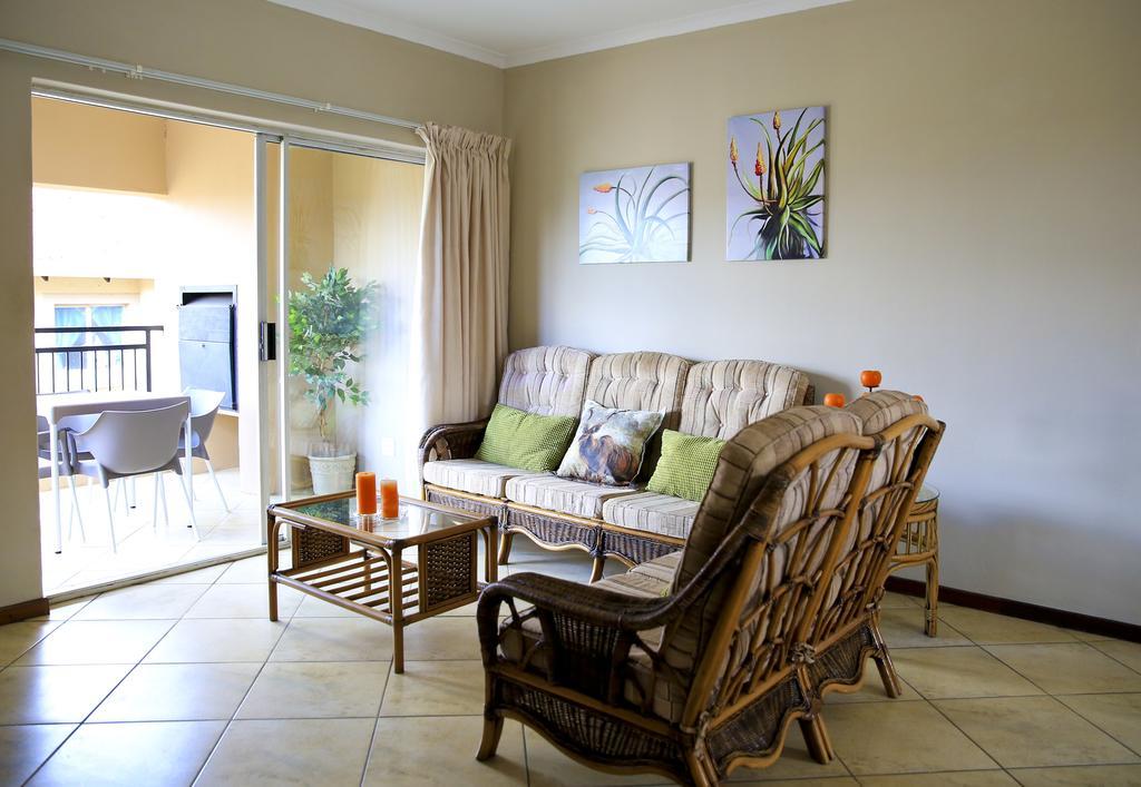 African Eagle Apartments Witfield Extérieur photo